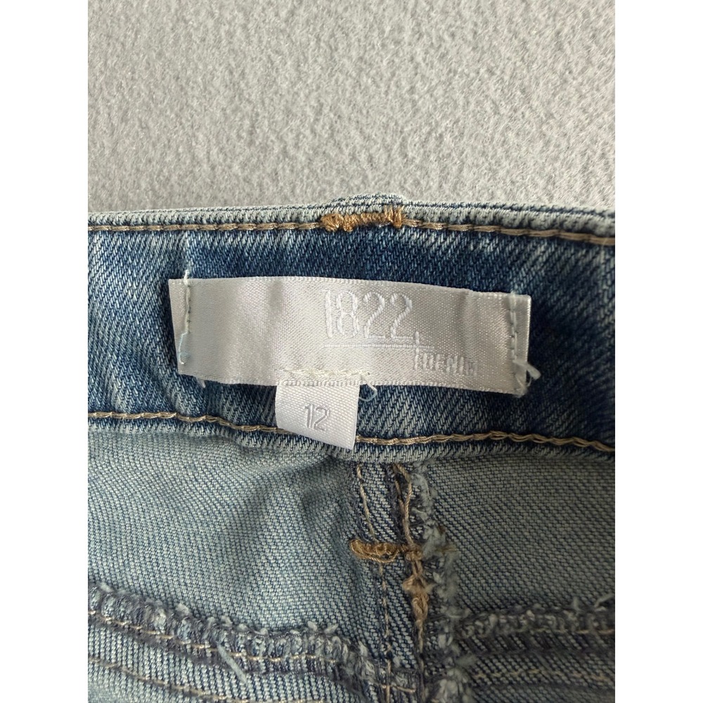 1822 Denim Womens Ankle Straight Jeans Light Wash Distressed Raw Hem Size 12 - Picture 5 of 10